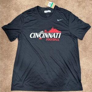 Nike Cincinnati Bearcats Team Issued Short Sleeve Dri-Fit Shirt Men’s Size XL